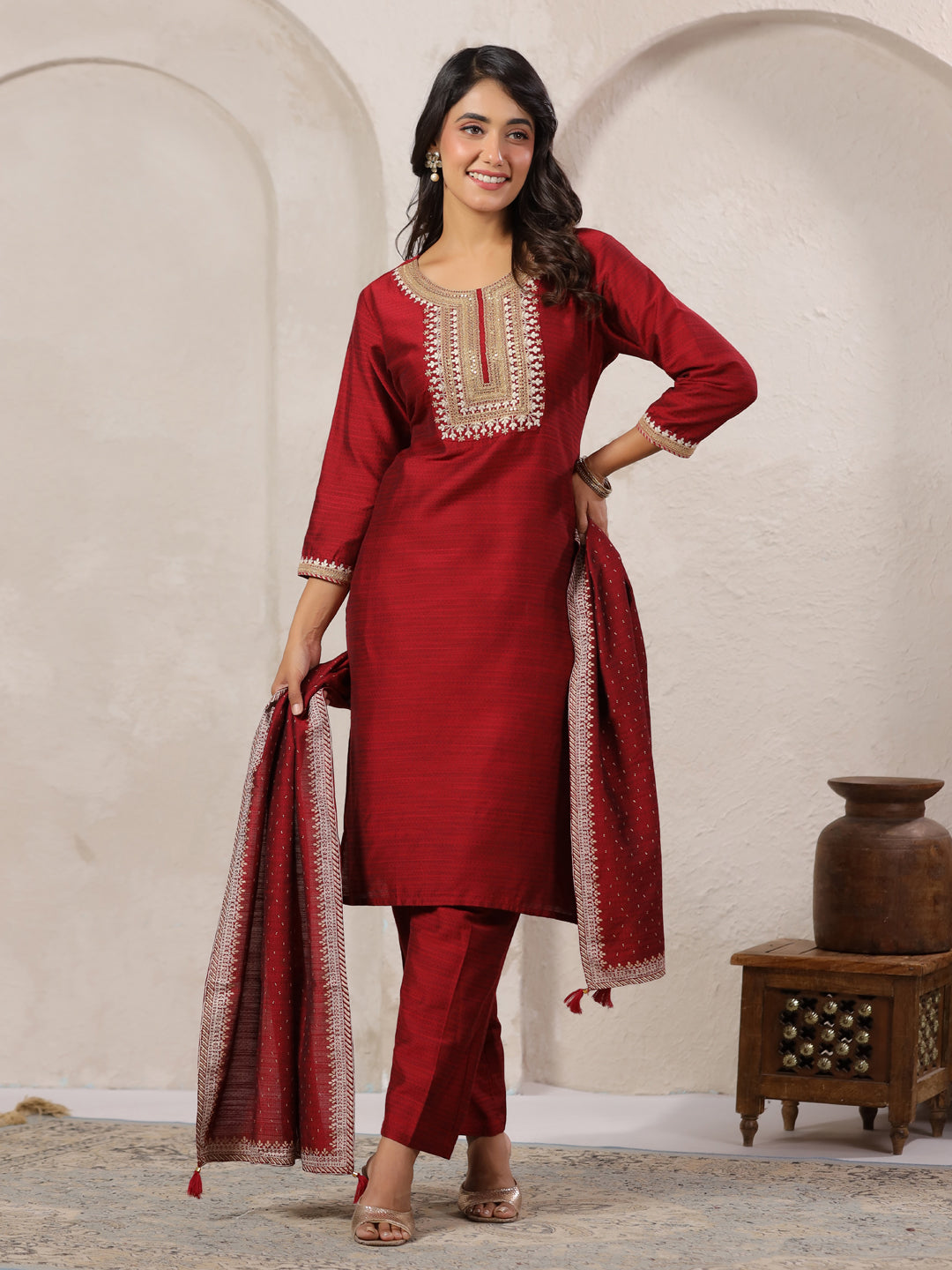 Span Burgundy Round Neck Visocse Kurta