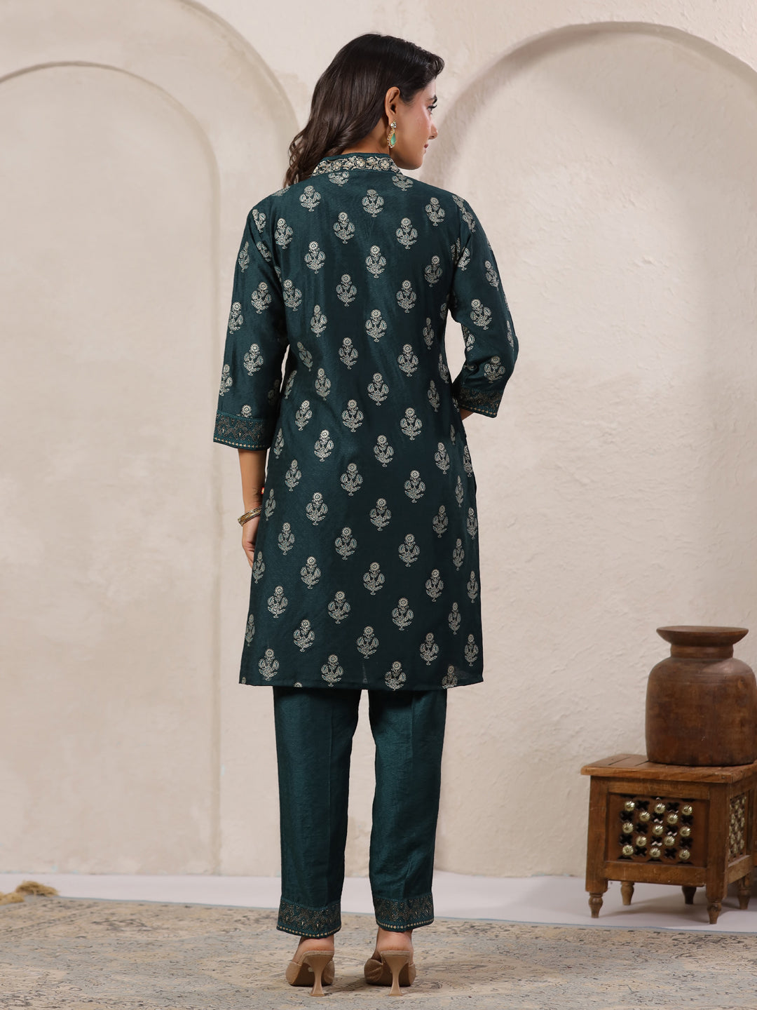 Span Green V Neck Visocse Co-Ord Set(Set of 2)