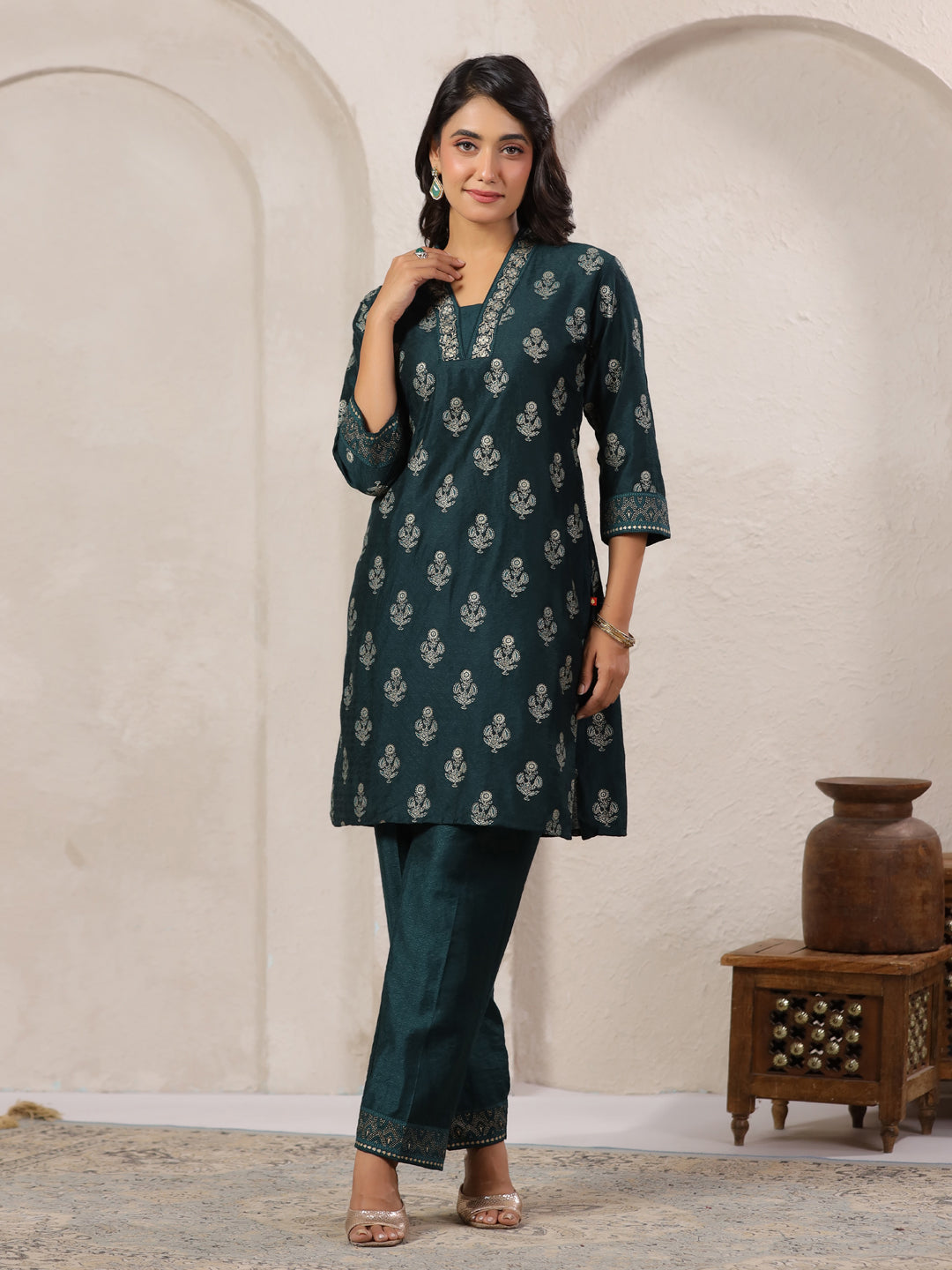 Span Green V Neck Visocse Co-Ord Set(Set of 2)