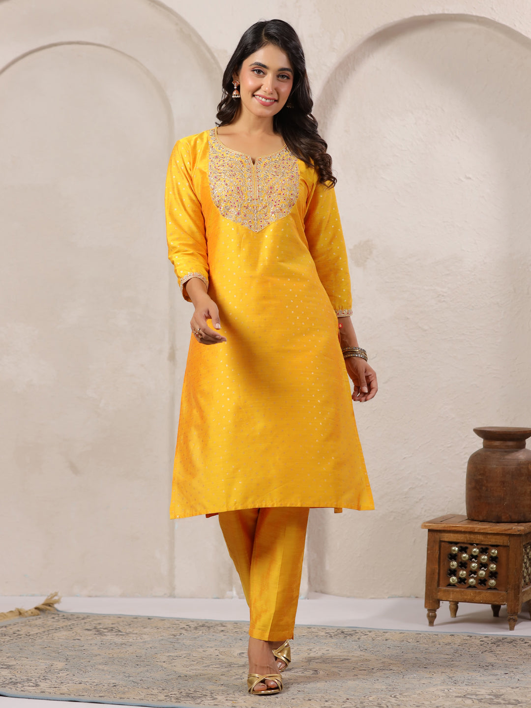 Span Yellow Round V Neck Silk Kurta