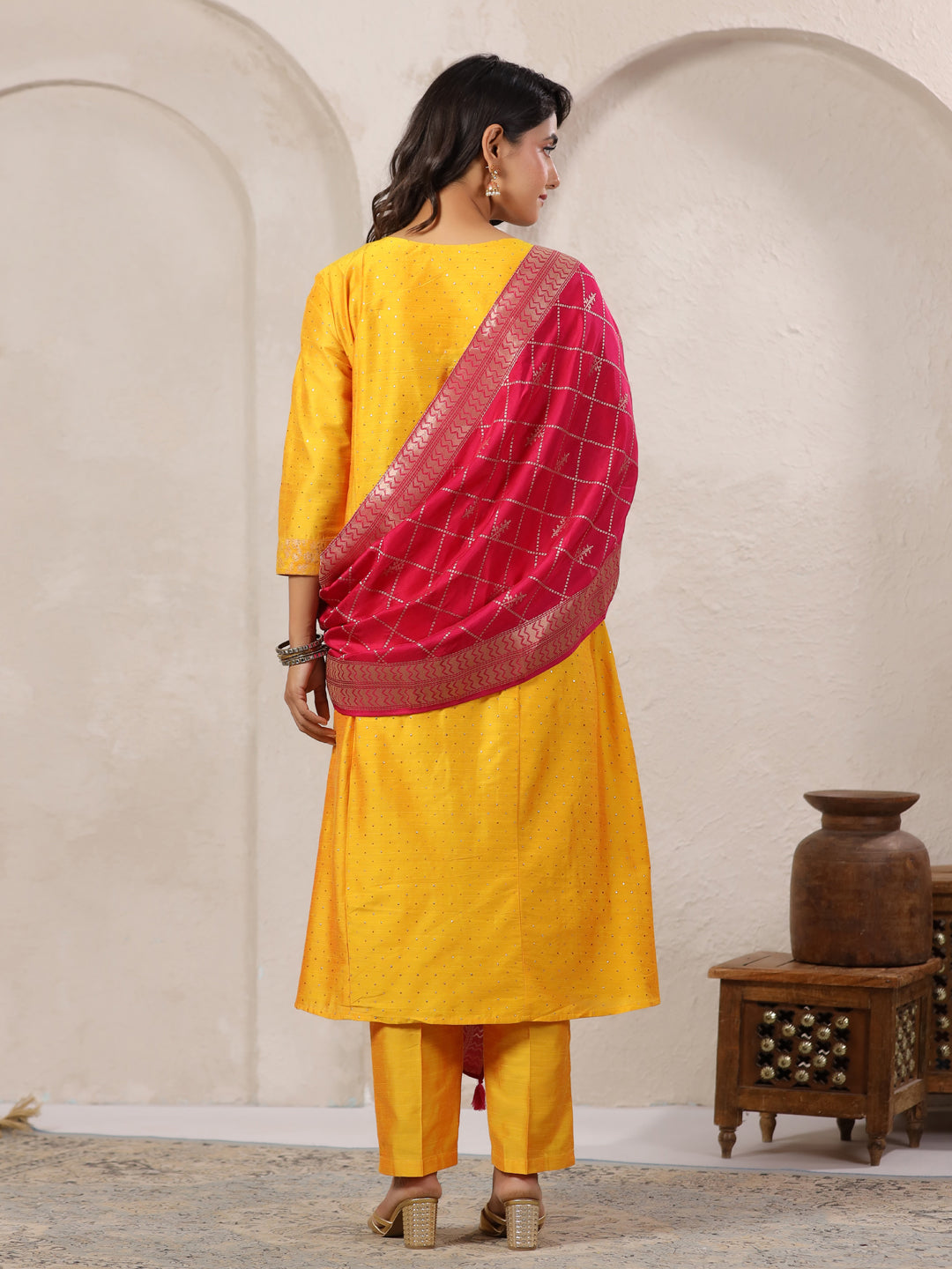 Span Yellow Round Neck Silk Kurta Set with Duptta