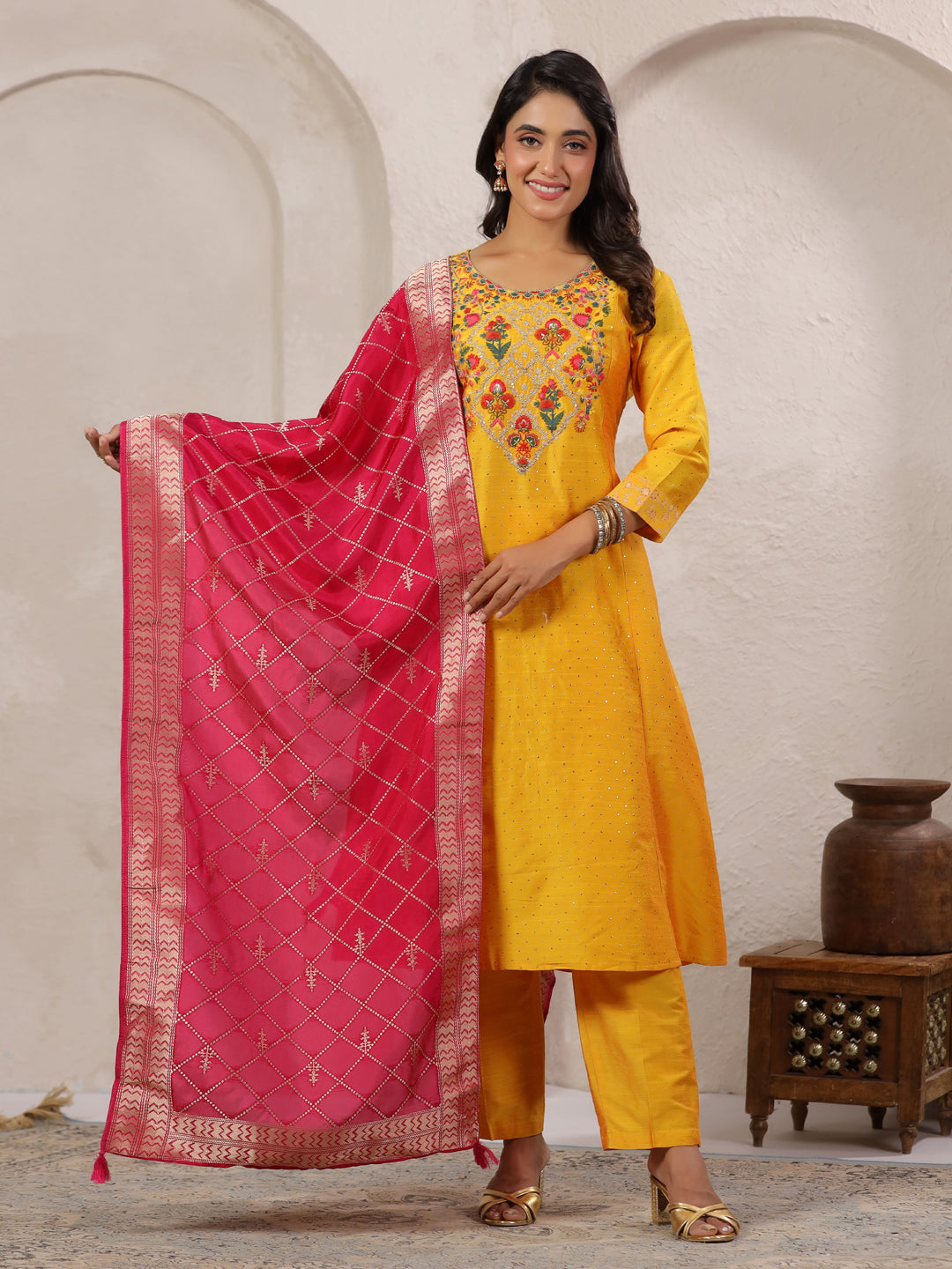 Span Yellow Round Neck Silk Kurta Set with Duptta