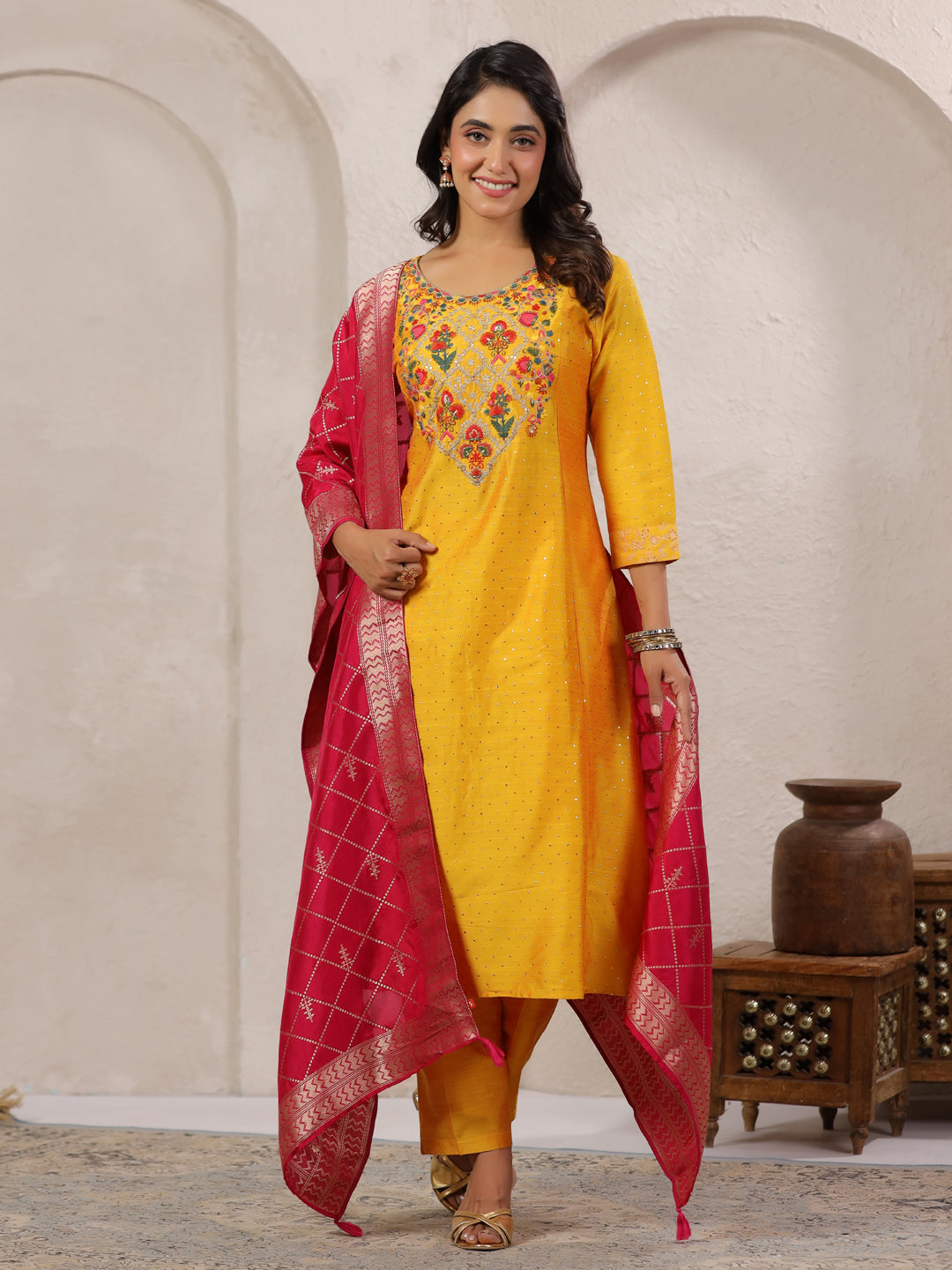 Span Yellow Round Neck Silk Kurta Set with Duptta