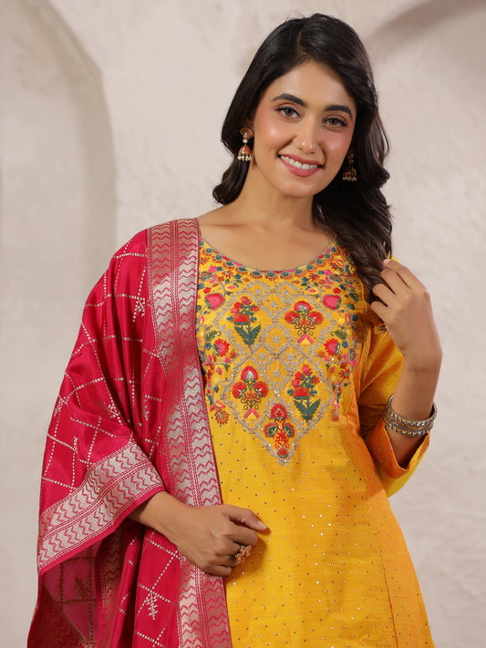 Span Yellow Round Neck Silk Kurta Set with Duptta