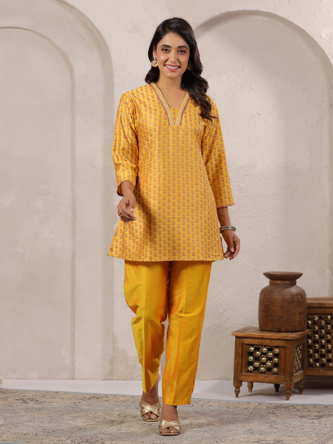 Span Yellow V Neck Viscose Short Kurta