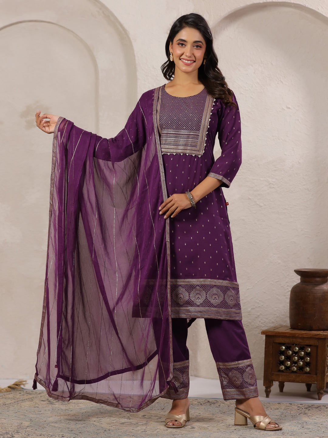 Span Purple Round Neck Rayon Kurta Set with Dupatta