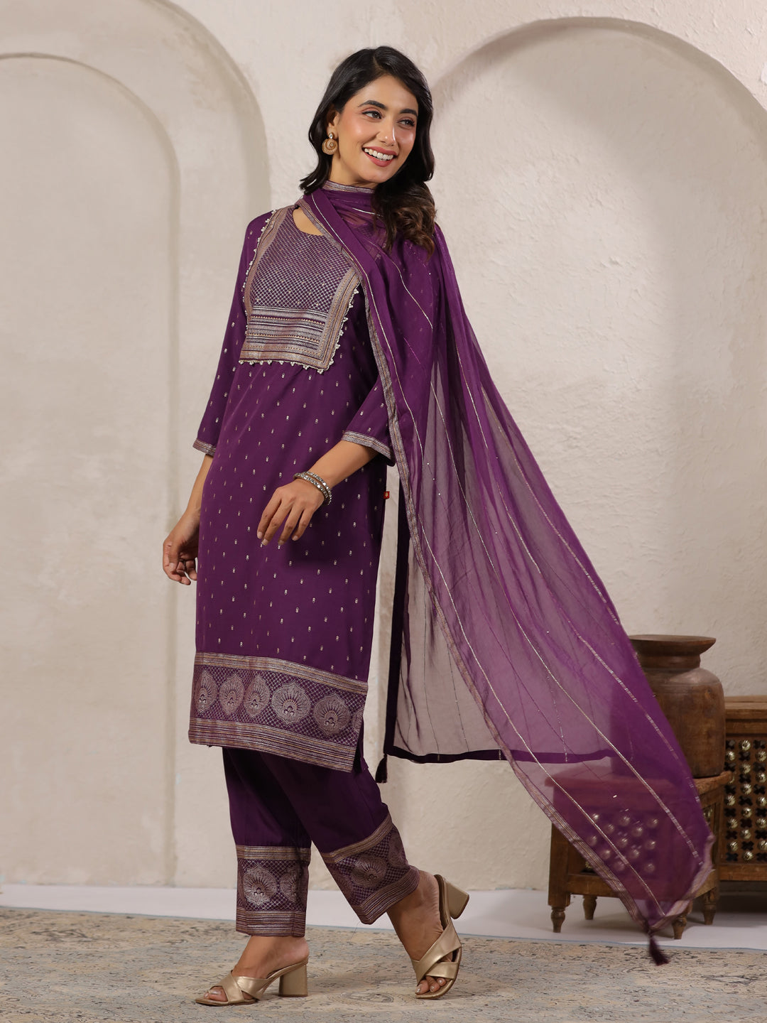 Span Purple Round Neck Rayon Kurta Set with Dupatta