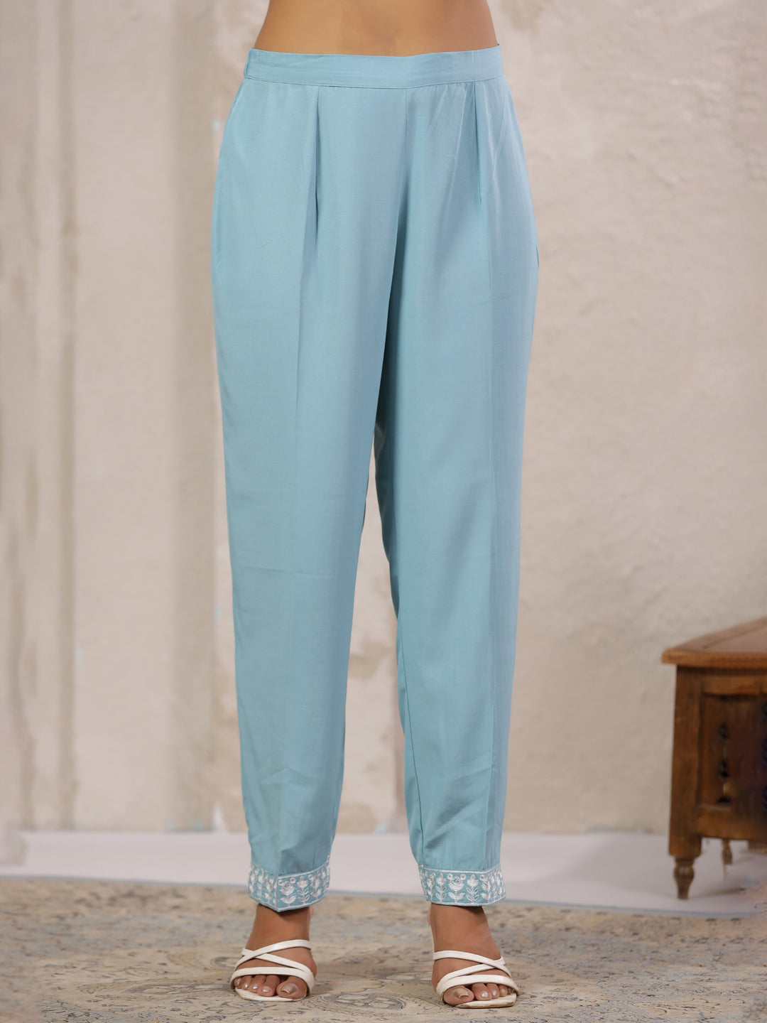 Span Blue V Neck Rayon Kurta Set with Dupatta