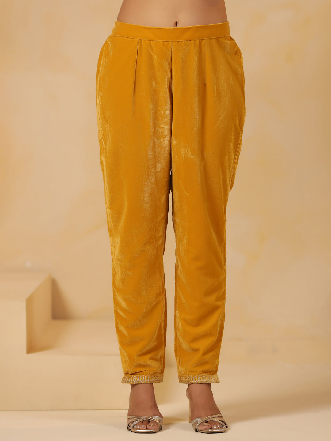 Span yellow Round Neck Velvet Kurta Set
