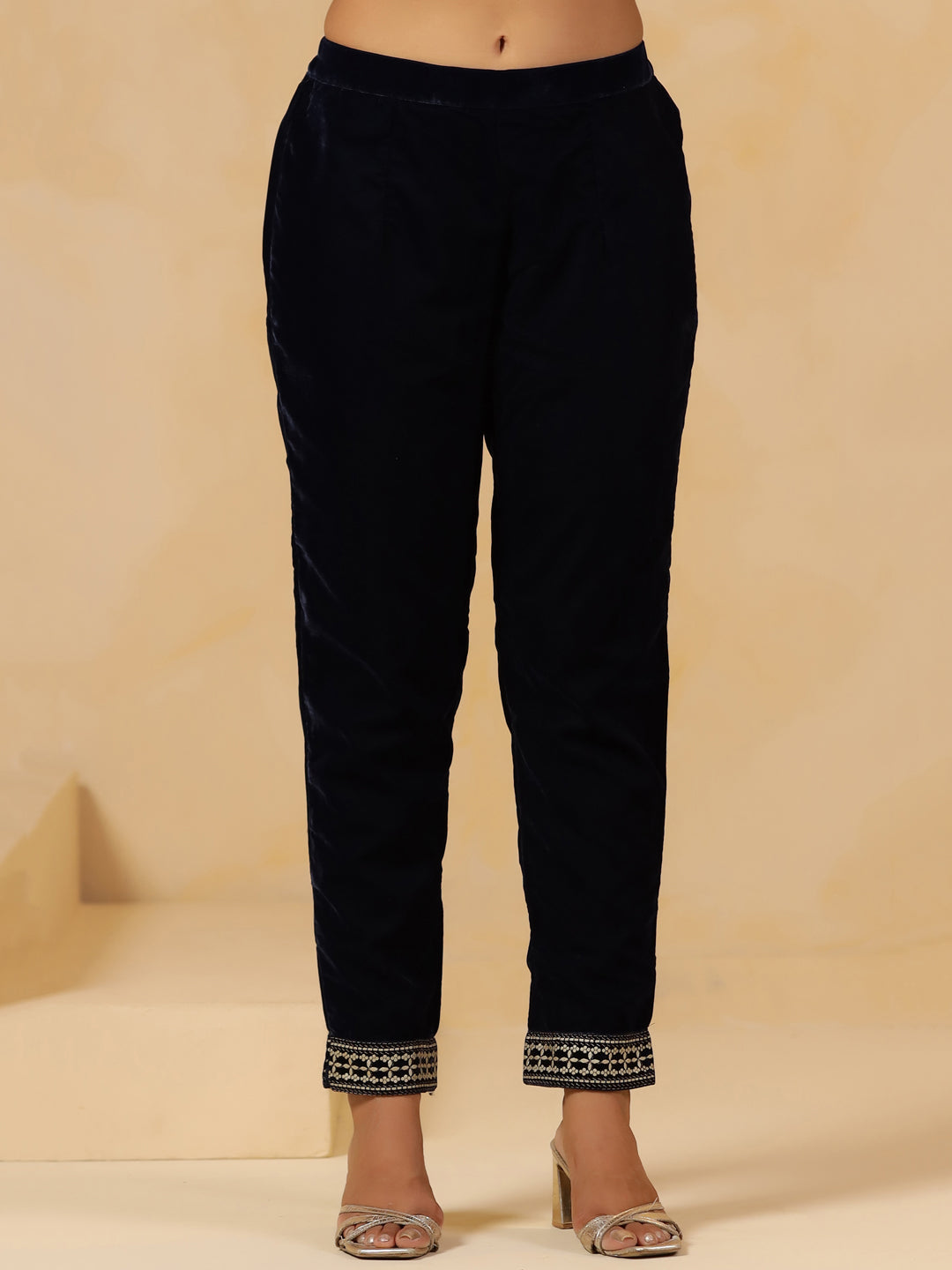 Span Blue Round Neck Velvet Kurta Set