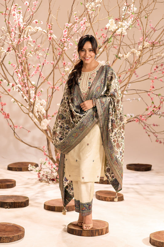 Span Ivory Round Neck Silk Kurta Set with Dupatta