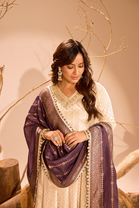 Span ivory V Neck Silk 2PCS Set