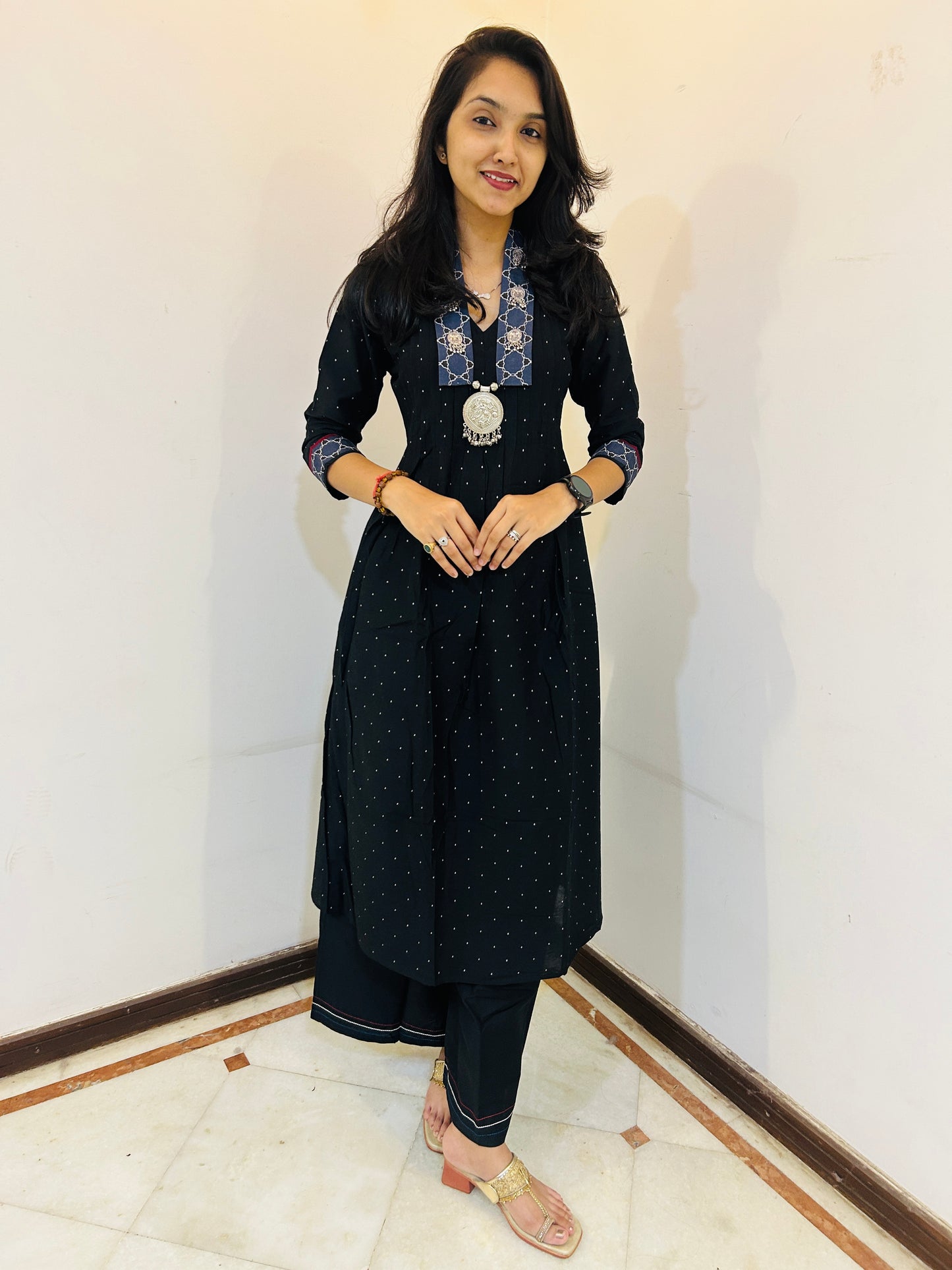 Span Black V Neck Cotton Co-Ord Set(Set of 2)
