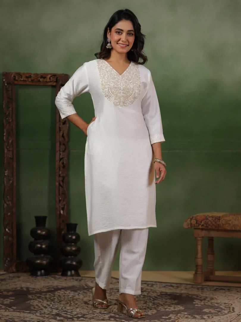 Span White V-Neck Viscose Kurta