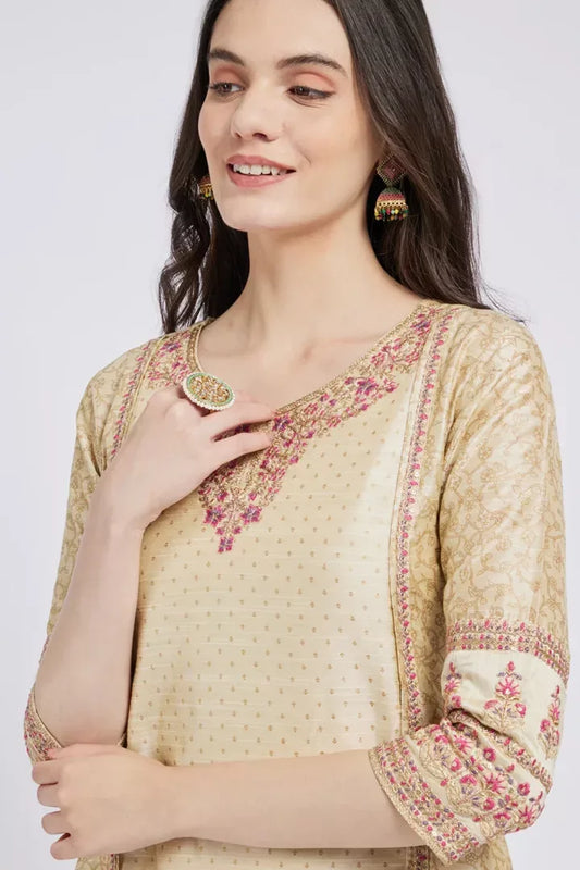 Span Ivory Kali Embroidered Kurta