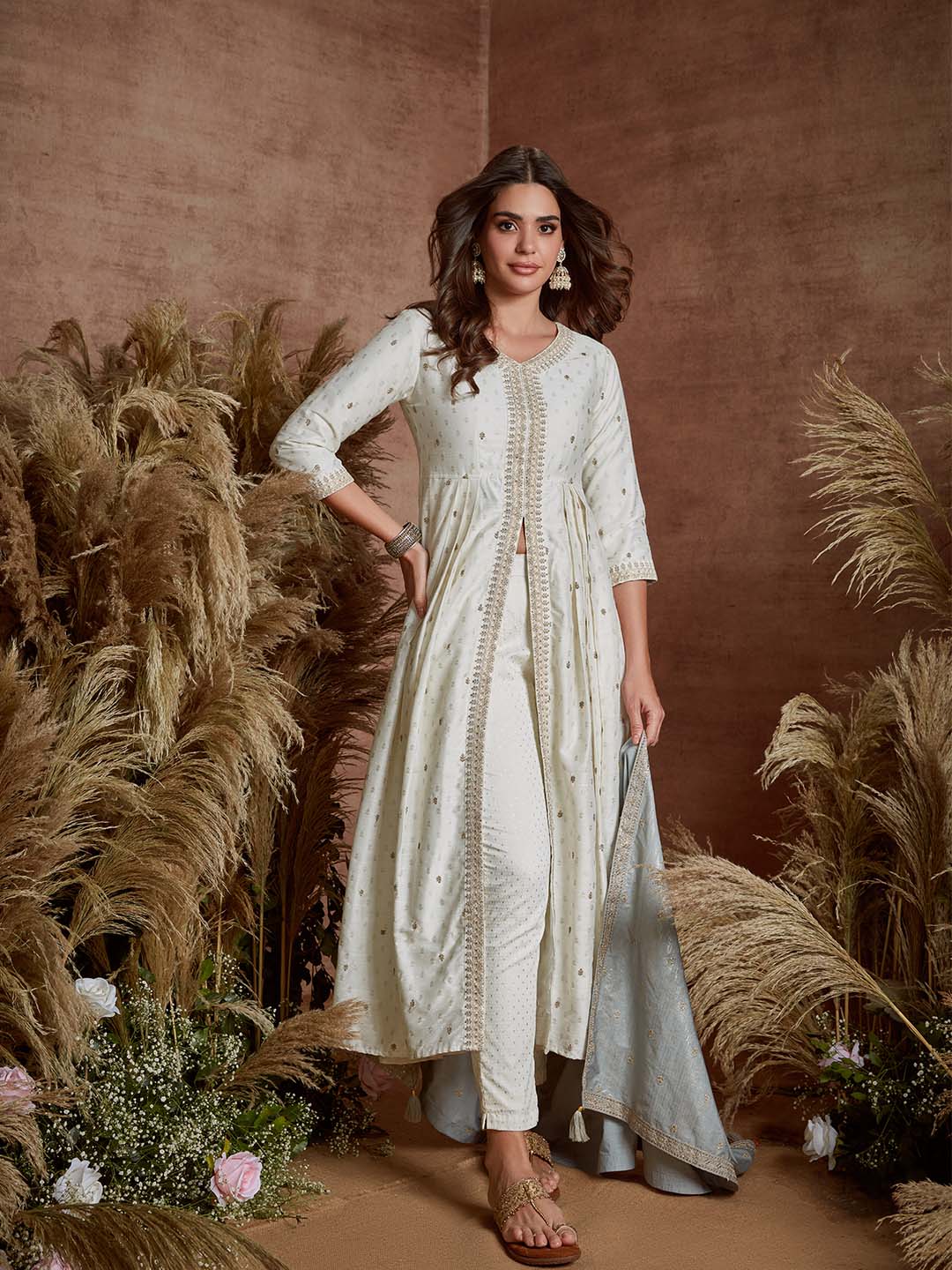 Span White V-Neck Silk Festive Gown