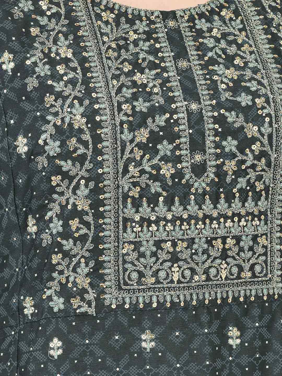 Span Green Silk Festive Gown