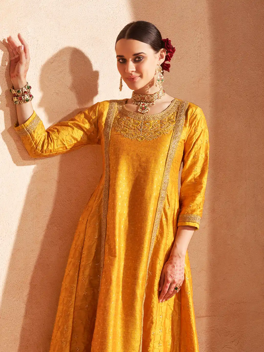 Span Yellow Silk Festive Gown