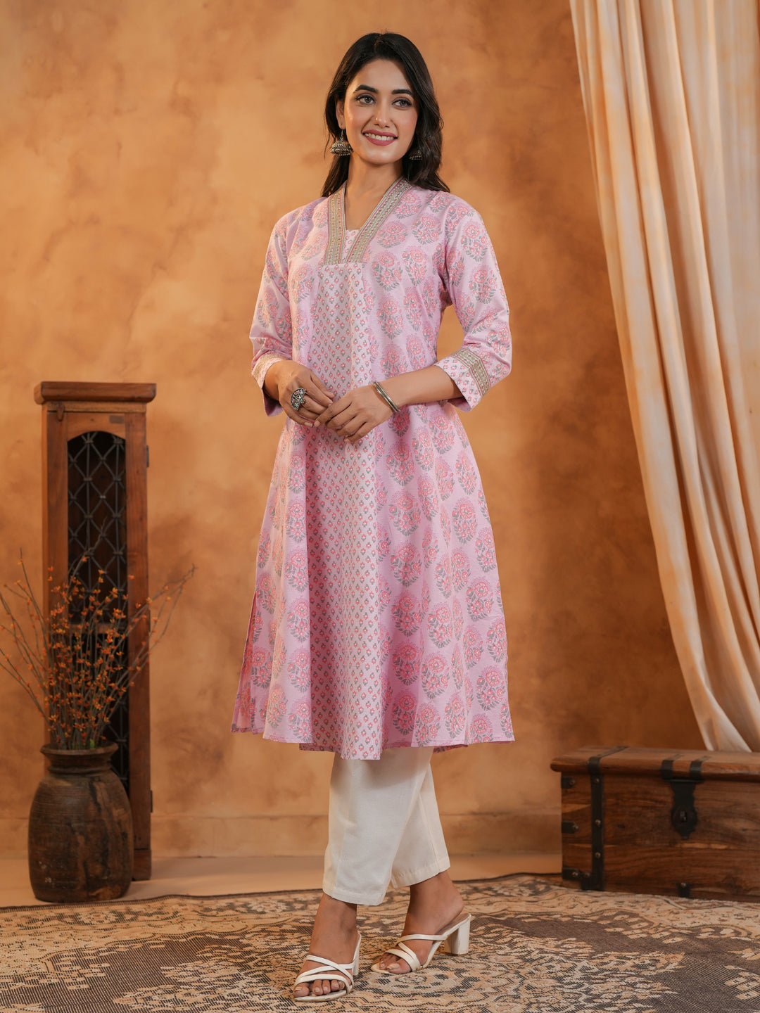 Span Pink V Neck Cotton Kurta Set