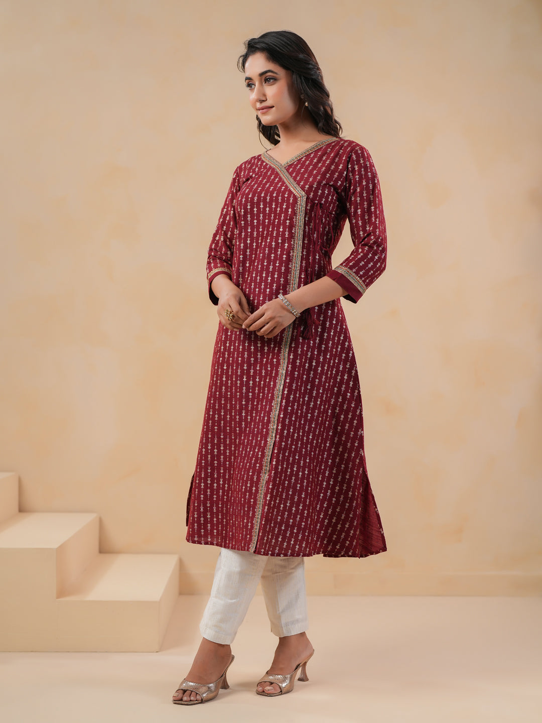 Span Burgundy V Neck Silk Kurta Set