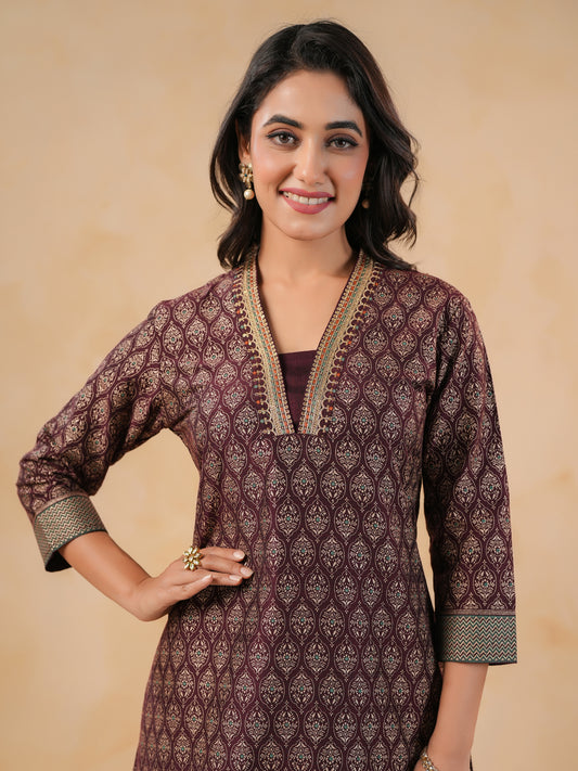 Span Wine Deep V Silk Kurta Set
