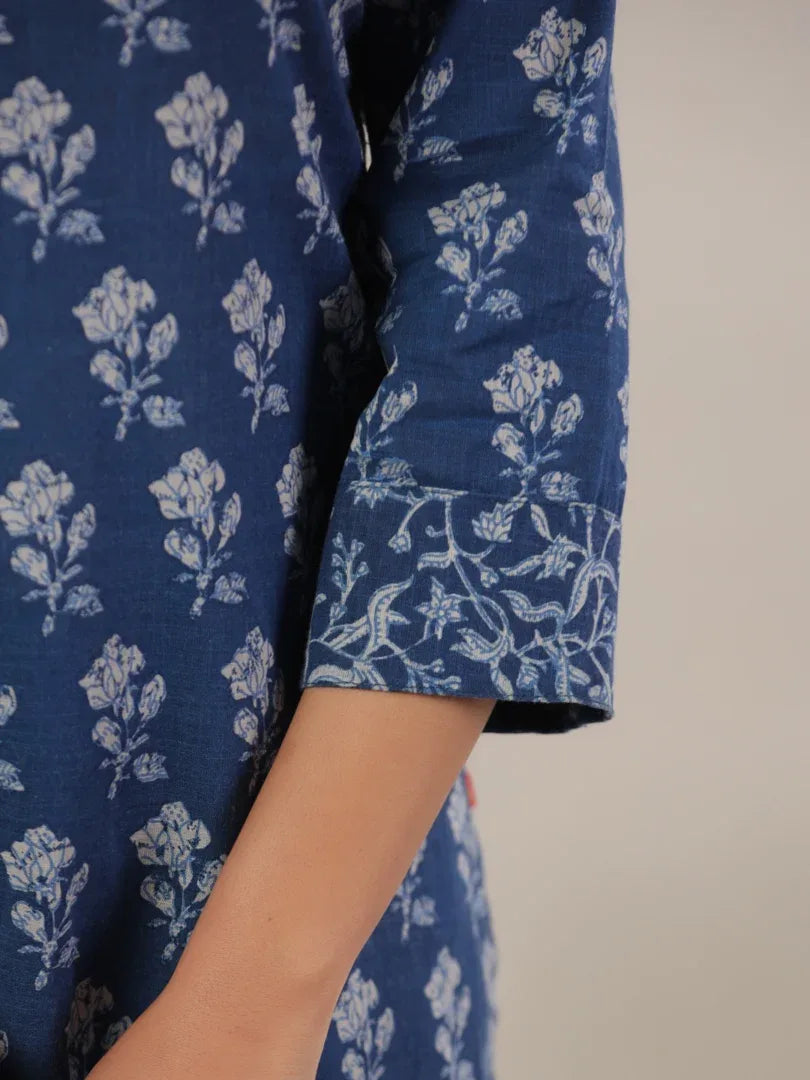 Span Blue V-Neck Cotton Kurta