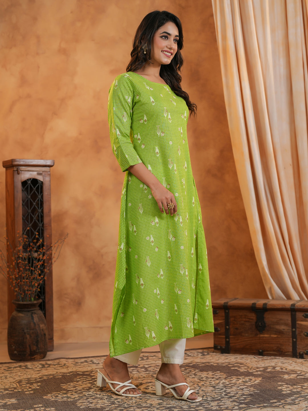Span Green Round Neck Cotton Kurta Set