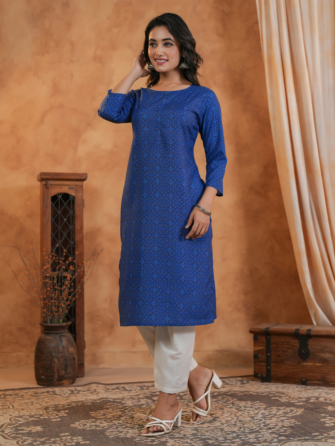 Span Blue Round Neck Cotton Kurta Set