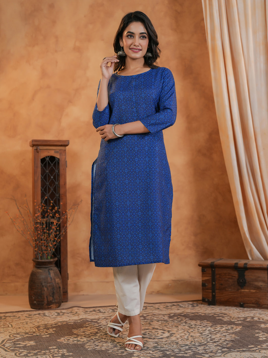 Span Blue Round Neck Cotton Kurta Set