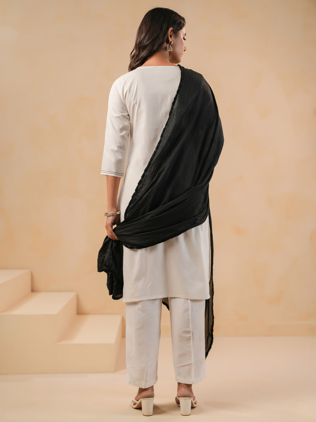 Span Off White Round Neck Cotton Kurta Set with Dupatta
