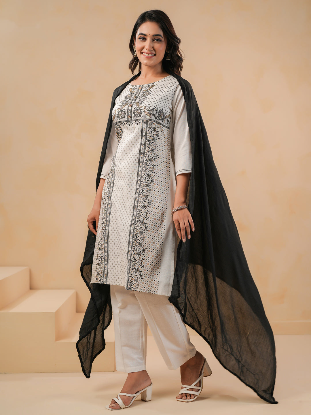 Span Off White Round Neck Cotton Kurta Set with Dupatta