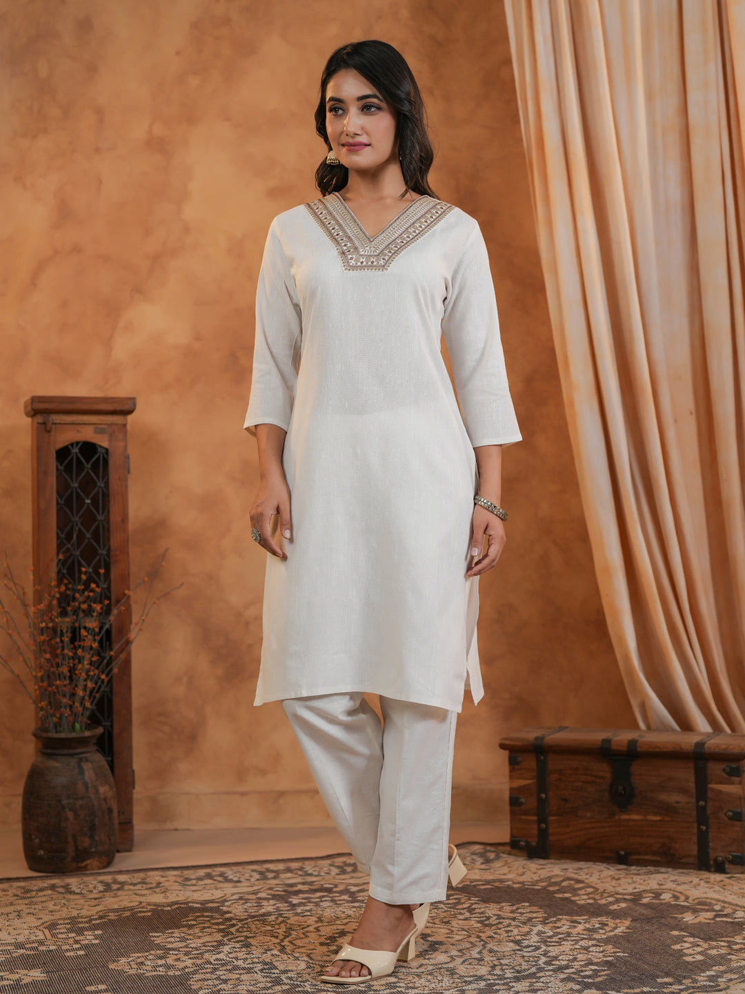 Span Off White V Neck Cotton Co-Ord Set