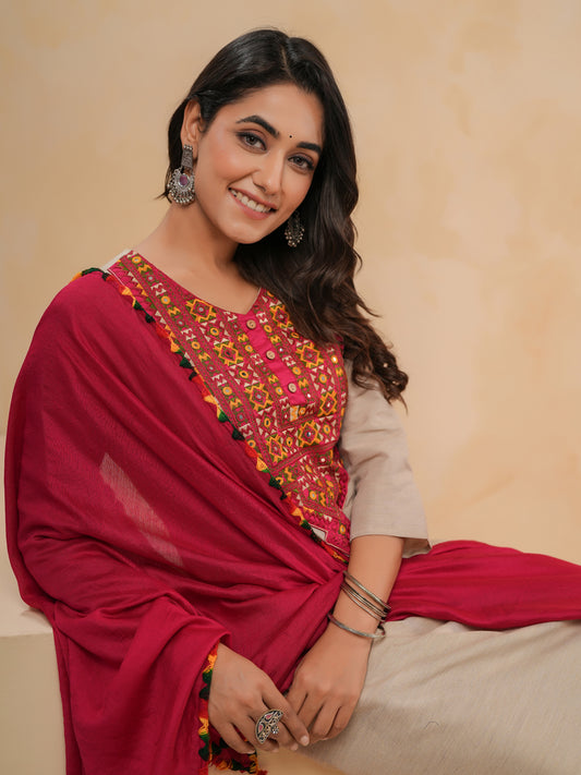 Span Beige Round Neck Cotton Kurta Set with Dupatta