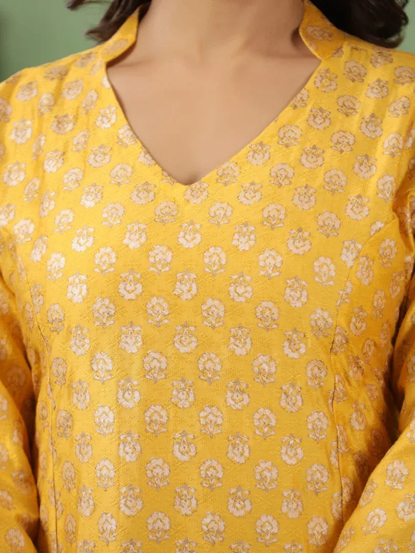 Span Yellow V-Neck Festive Co-Ord Set