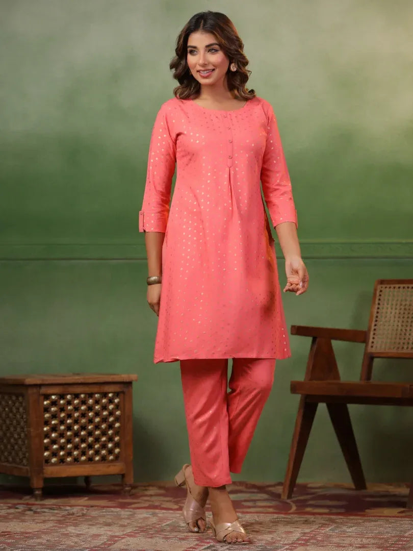 Span Pink Round Neck Kurta Set