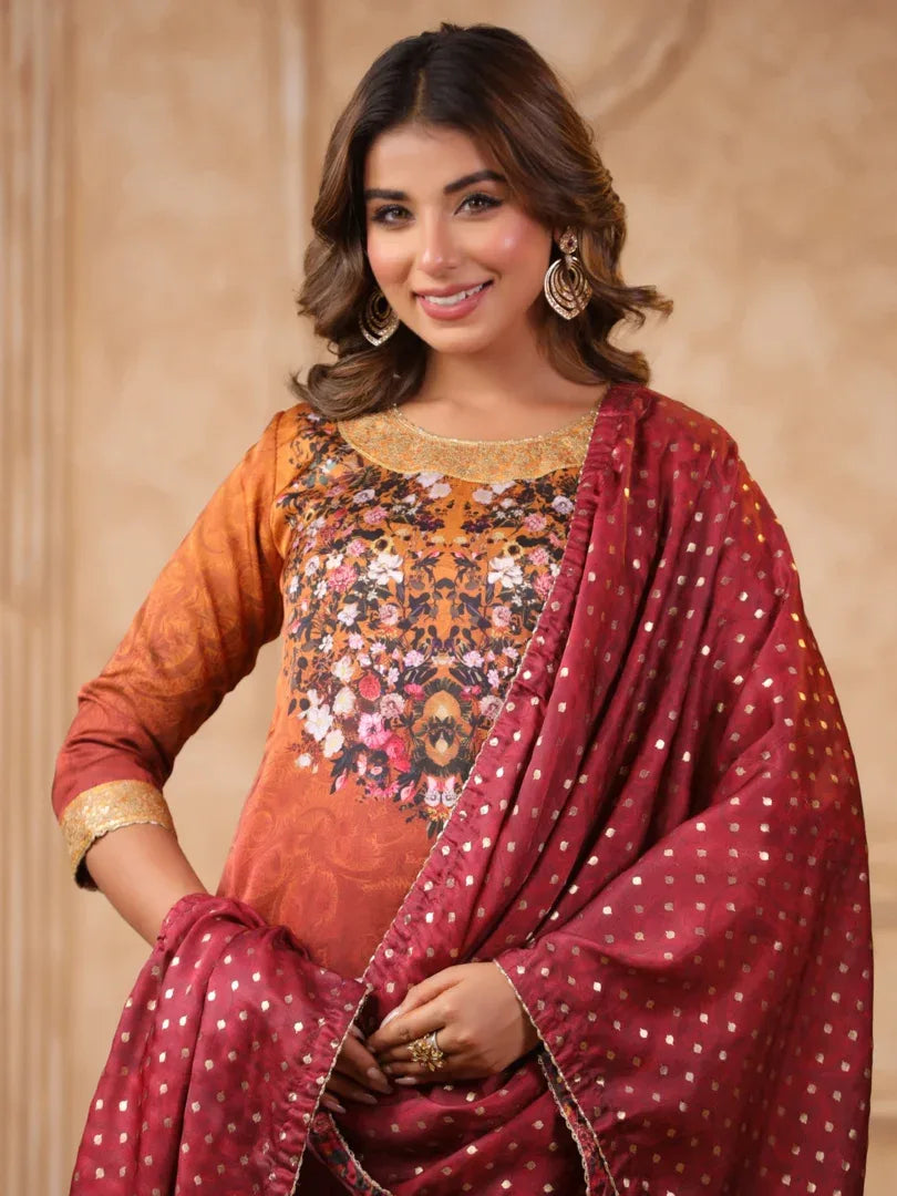 Span Maroon Round Neck Kurta Set with Dupatta
