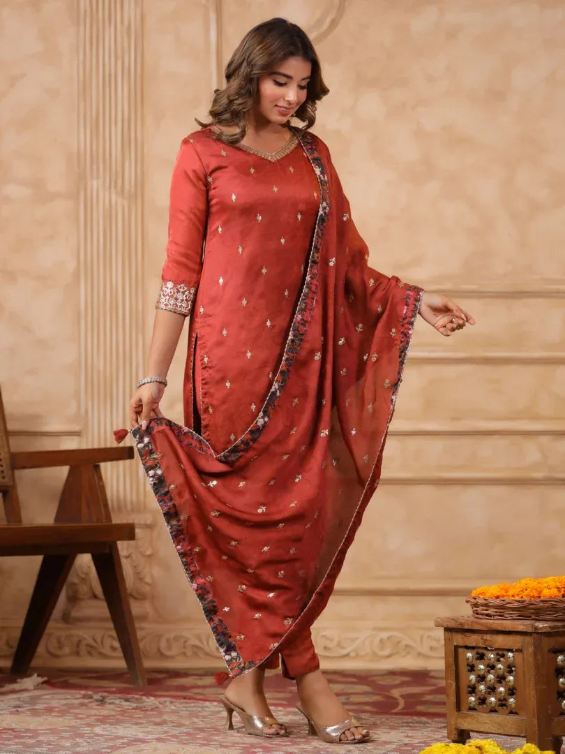 Span Red Round Neck Kurta Set with Dupatta