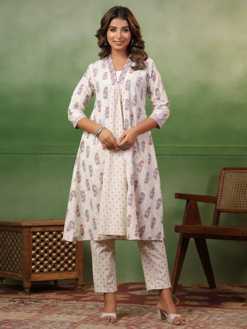 Span White V-Neck Kurta Set