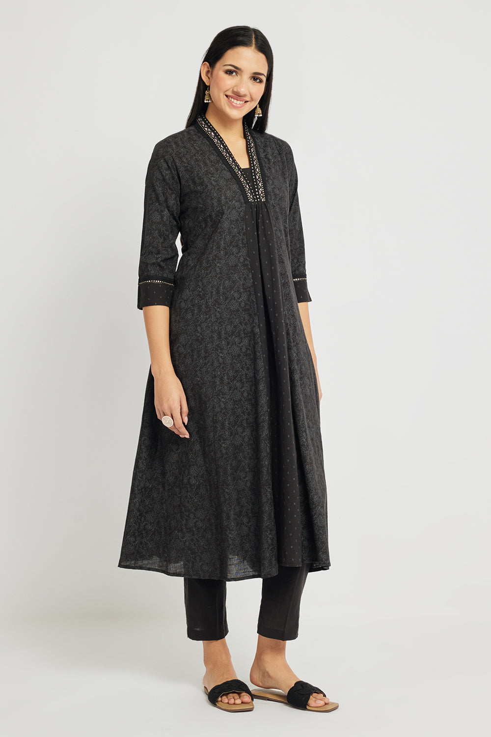 Span Black Deep V Casual A-line Kurta