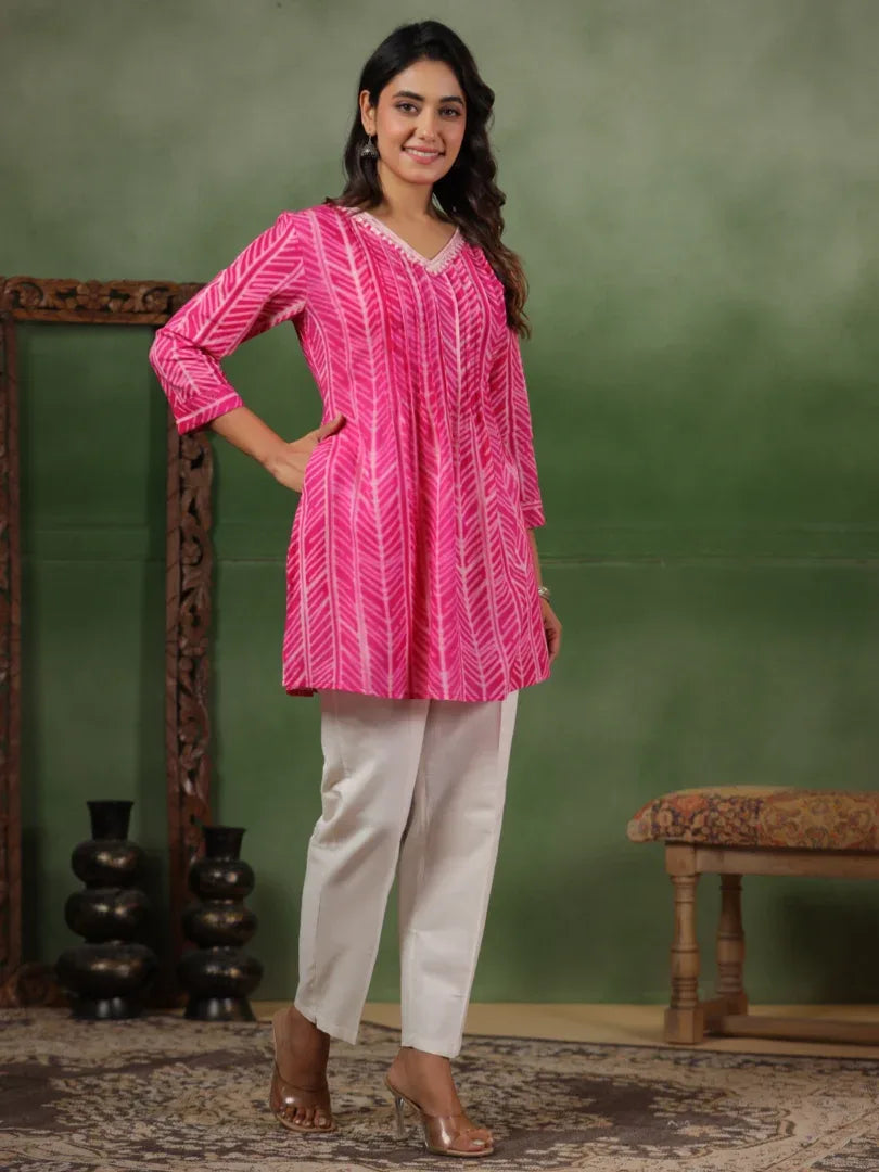 Span Pink V-Neck Cotton Short Kurta