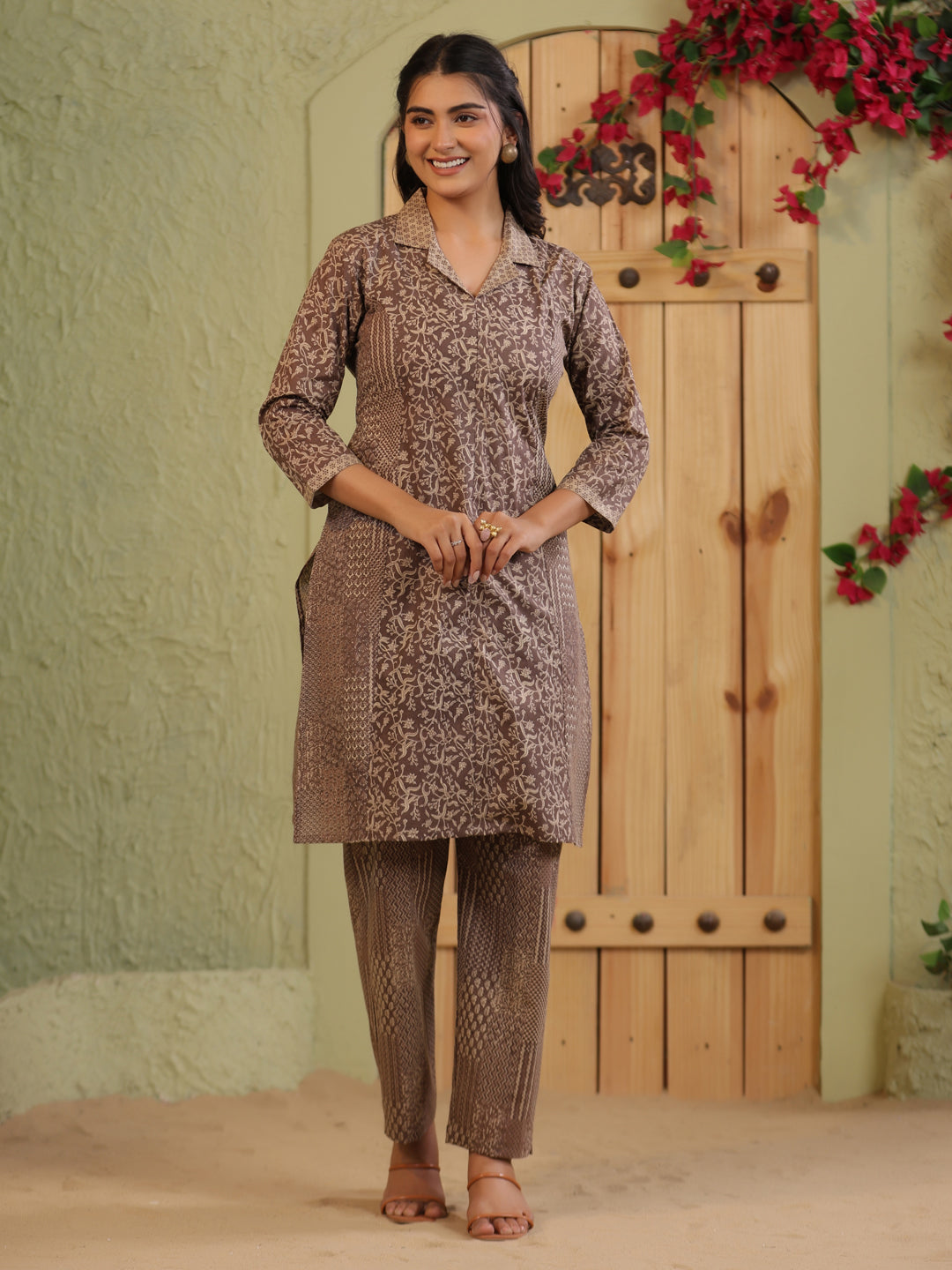 Span brown Collard Casual Co-Ord Set (Set of 2)