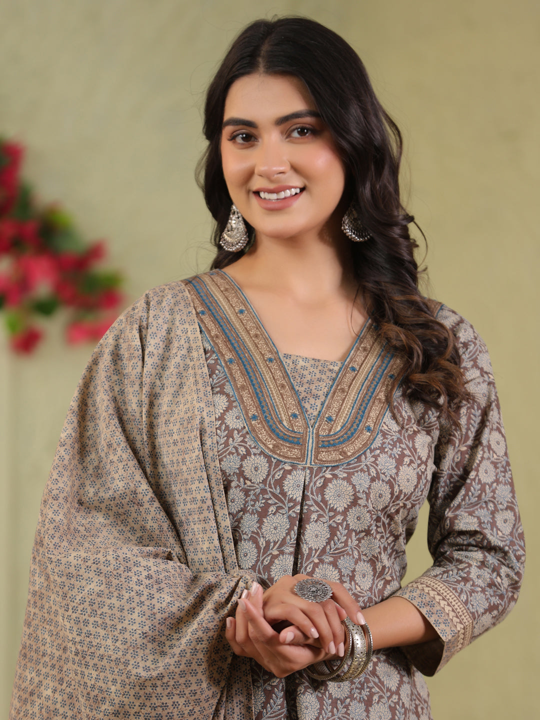 Span Brown Deep-V Cotton Kurta Set with Dupatta