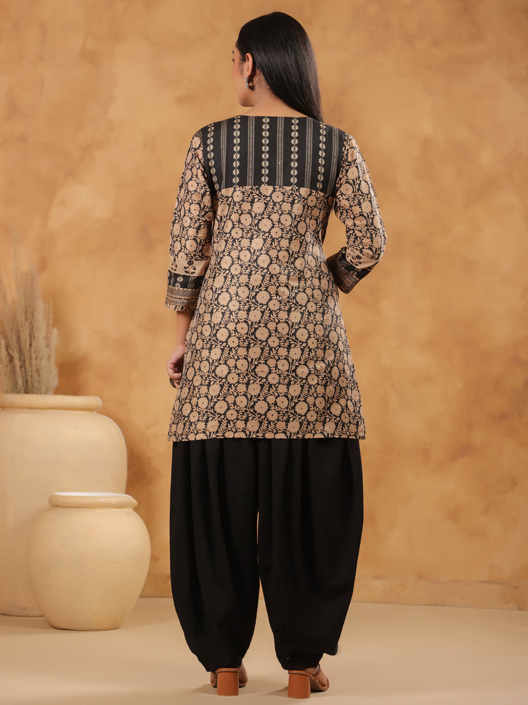 Span Black Round V neck Silk Short Kurta