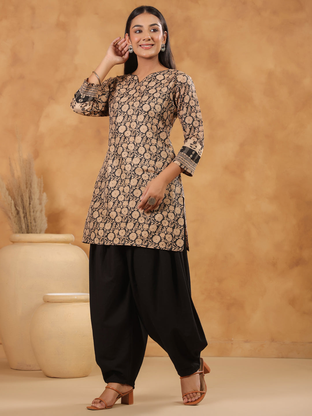Span Black Round V neck Silk Short Kurta