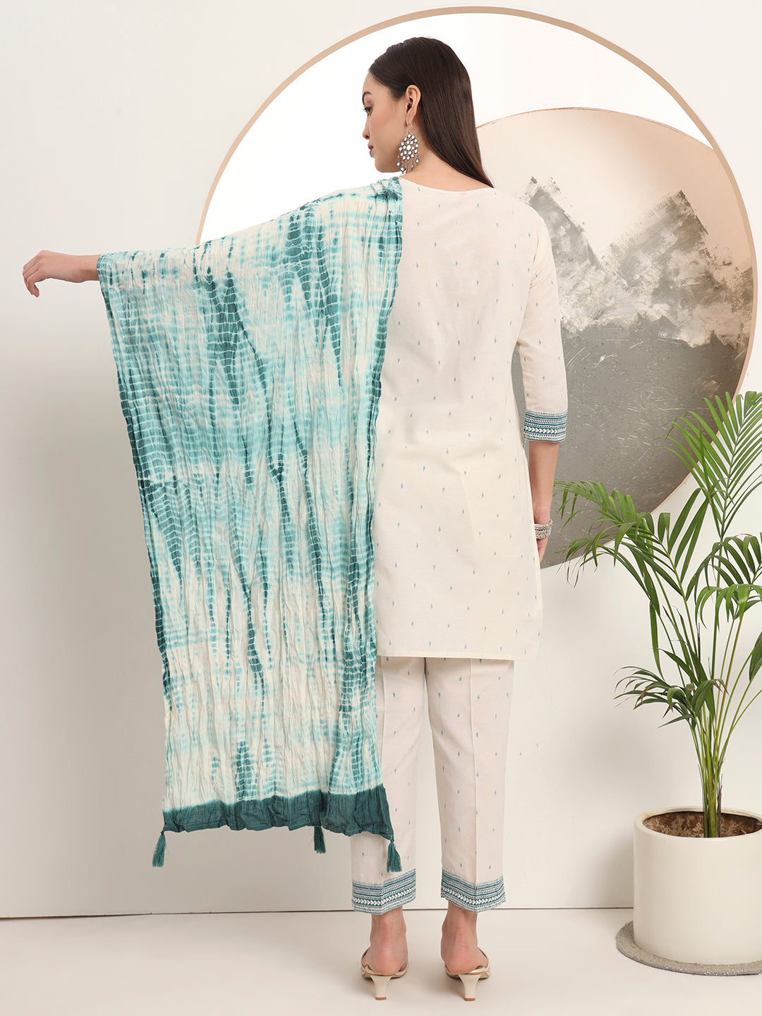 Span White V Neck Cotton Kurta Set with Dupatta