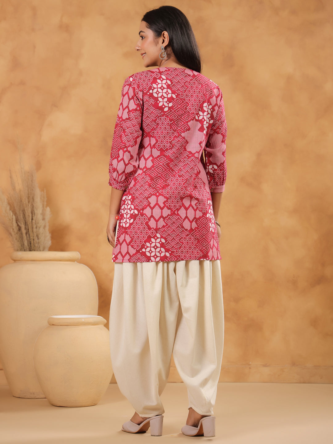 Span Pink V Neck Cotton Short Kurta