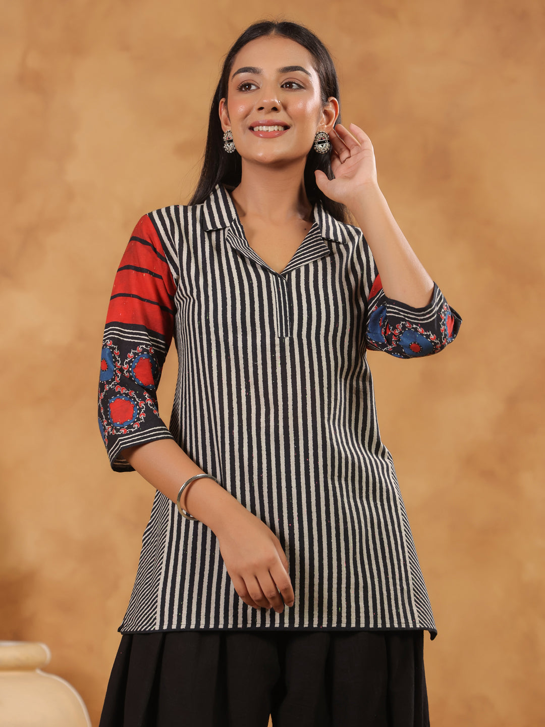 Span Black Collard Cotton Short Kurta