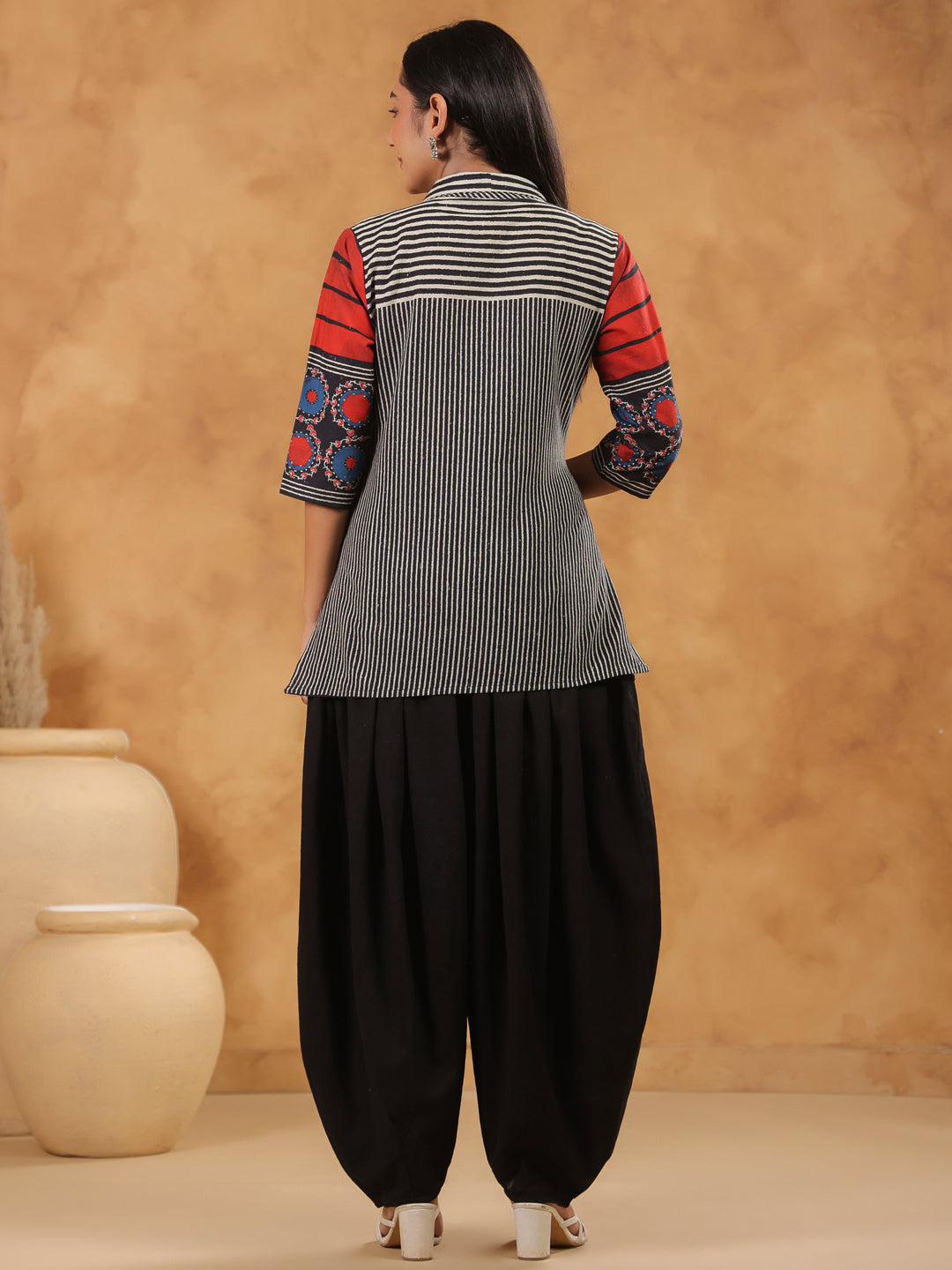 Span Black Collard Cotton Short Kurta