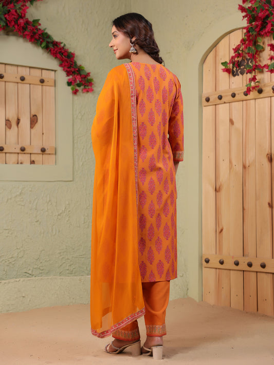 Span Orange Round Neck Rayon Kurta Set with Dupatta