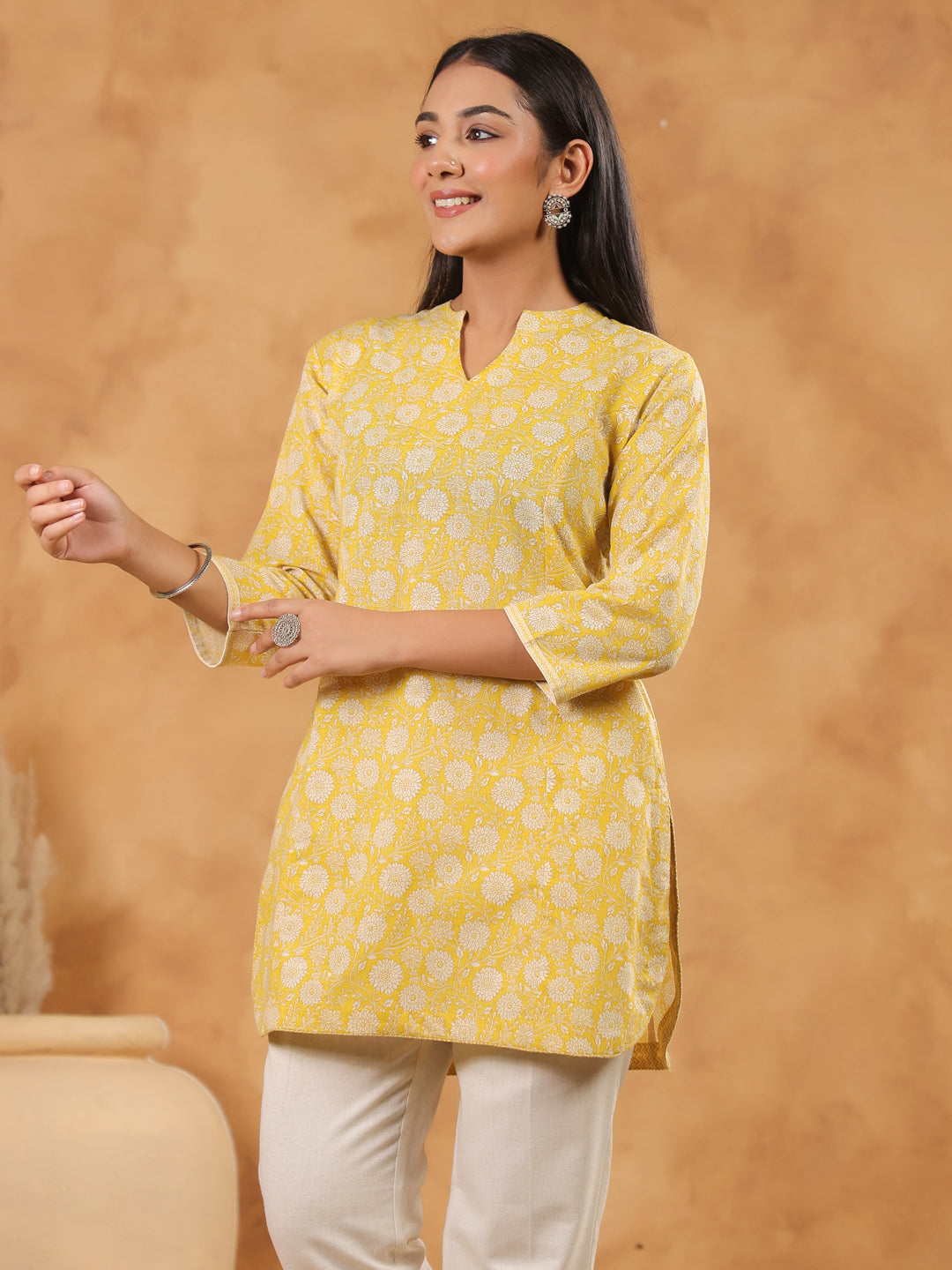Span Yellow Mandarin Neck Cotton Kurta
